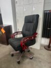 2026/10/IMG-20260914-WA0013.jpg Executive chair